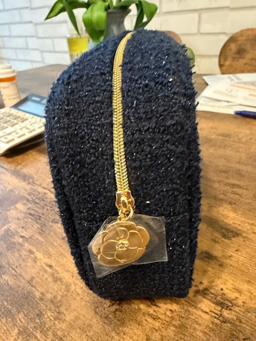 CHANEL Beauté Black Tweed Cosmetic Pouch with Gold Logo - Picture 2 of 3